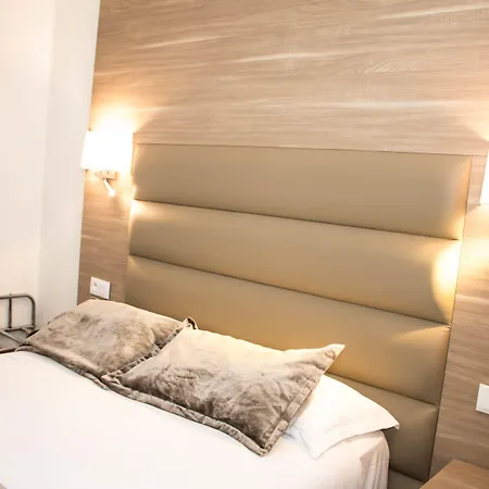 Agenor Hotel 3*