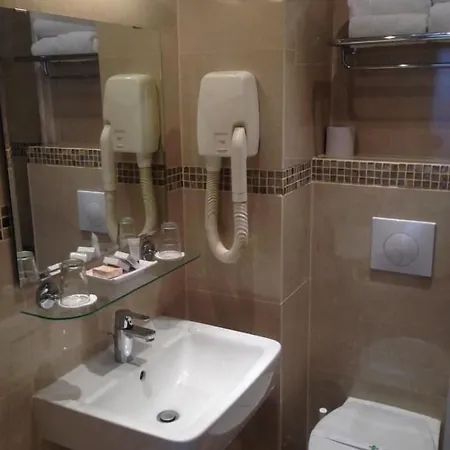 Agenor 3* Paris